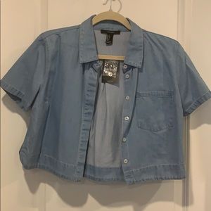 Forever 21 Denim wash crop button up